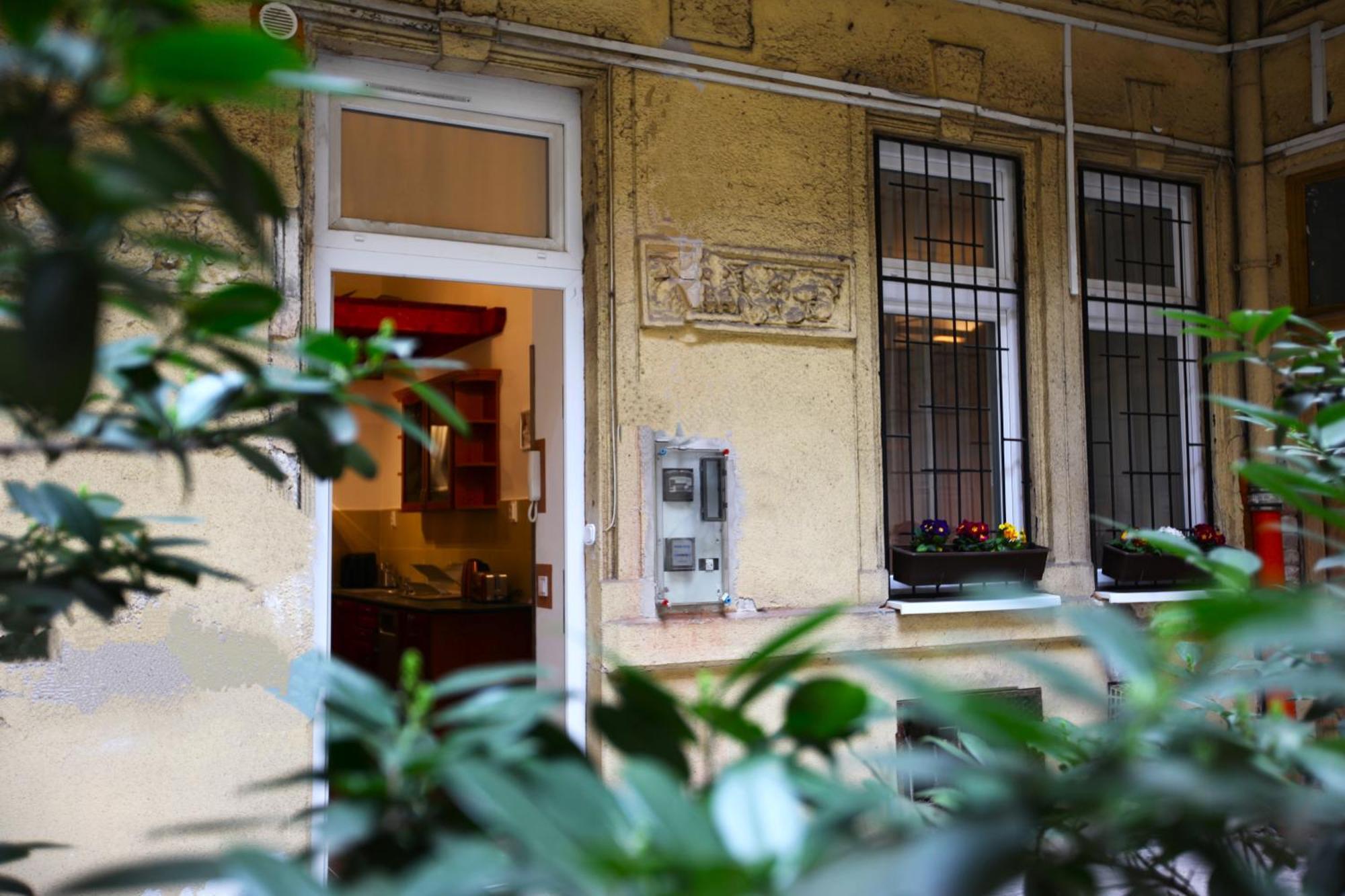 Goldcentral Apartment Danube Budapeste Exterior foto